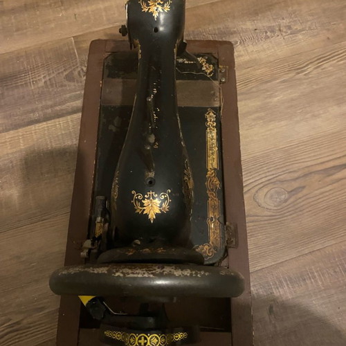 Singer sewing machine 1886 used, functional