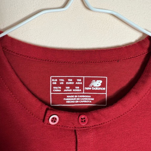Liverpool training tee like new, authentic, size Youth XL 2017/18