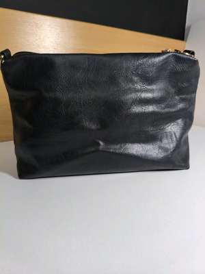 Women's handbag used, black, with zipper
