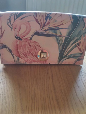 Bag with strap like new, pink