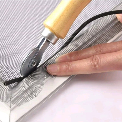 Screen installation tool with double roller and wooden handle new