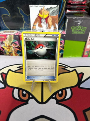 Poke Ball 97/114 Uncommon Trainer Black & White Base Pokemon Card 2011 like new