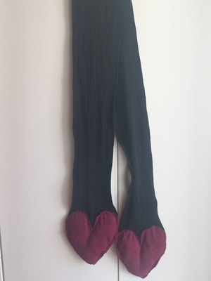 Knitted scarf with burgundy heart ends, 1.90 m