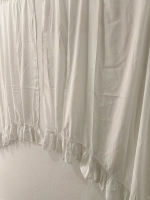 Set of 2 window curtains like new, height 85-110cm