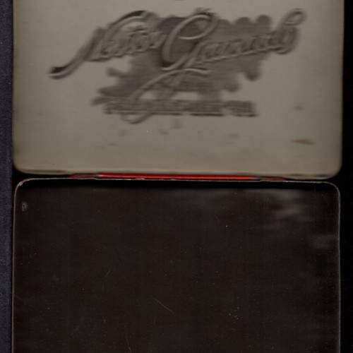 NESTOR metal cigarette box pocket shape 1900s, very good condition