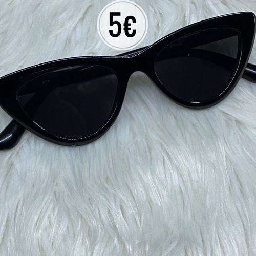 Black sunglasses like new
