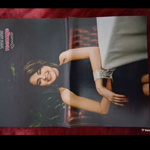 Selena Gomez collectible posters pack, new