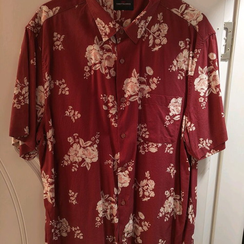 Funky Buddha shirt like new, size 2XL fits L-XL