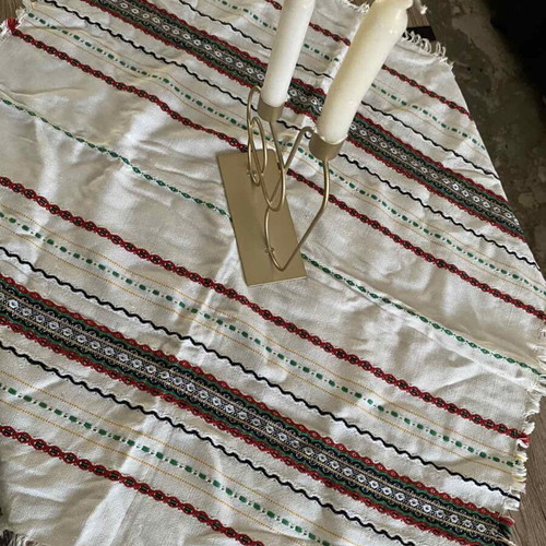 Square tablecloth with beautiful colors, new