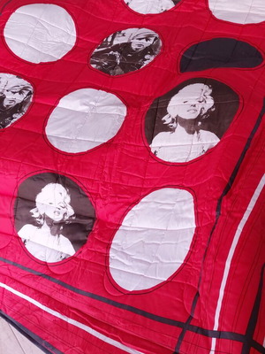Двойно одеяло Homeline ново с принт на Marilyn Monroe & James Dean