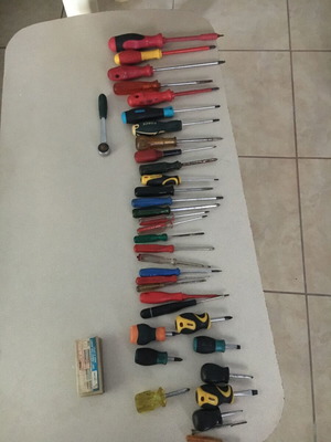 Screwdrivers new, set of 32 various sizes and designs