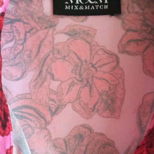 Mix&Match Red Roses shirt like new, one size
