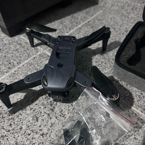 Drone S167 used, with one stuck propeller