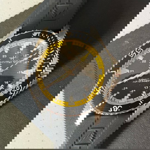 Hamilton Khaki Scuba Auto 40mm ολοκαίνουργιο με έξτρα μαύρο λουράκι