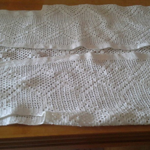Knitted sleeveless vest handmade new white, size L