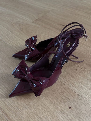 Zara dark red pumps size 40 used
