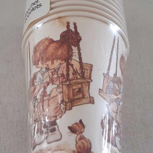 Sarah Kay paper cups new, pack of 15 pieces
