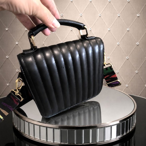 Steve Madden shoulder bag new with 2 authentic straps and metal details