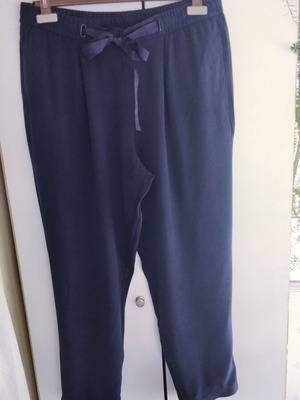 Γυναικείο ύφασματινο παντελόνι navy μπλε XL, σαν καινούργιο, για όλες τις εποχές