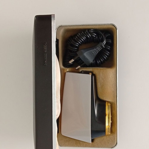 Vintage Philips Philishave De Luxe electric shaver like new