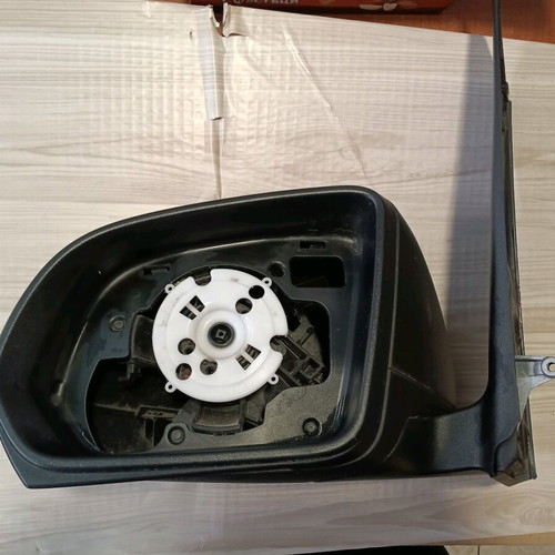 Mercedes-Benz W447 Vito V-Class driver side mirror used without glass
