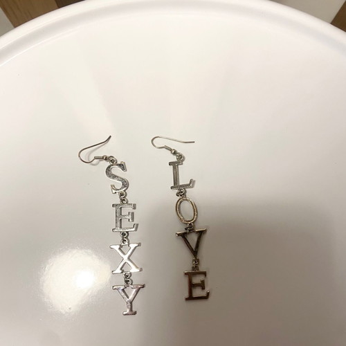 Zara silver earrings new, unique design