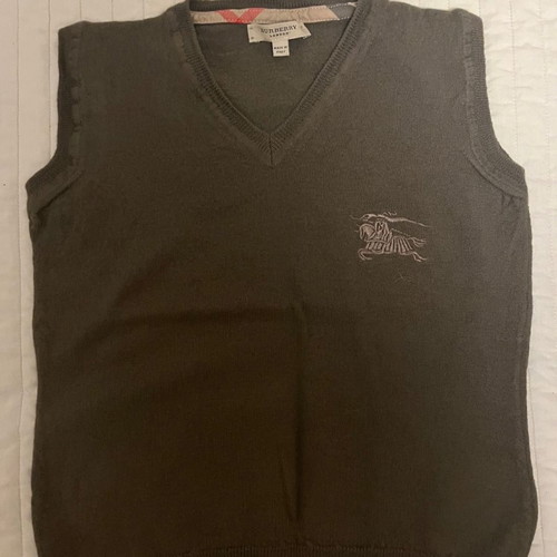 Burberry sleeveless vest used, green, size M