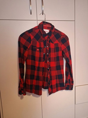 O'Neill women's checked shirt like new, size M