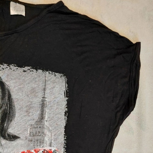 T-shirt with print like new, black, size M