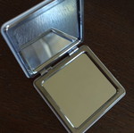 Compact mirror new with blue pattern