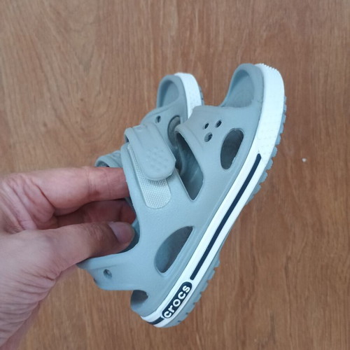 Crocs kids sandals size no5, like new, grey