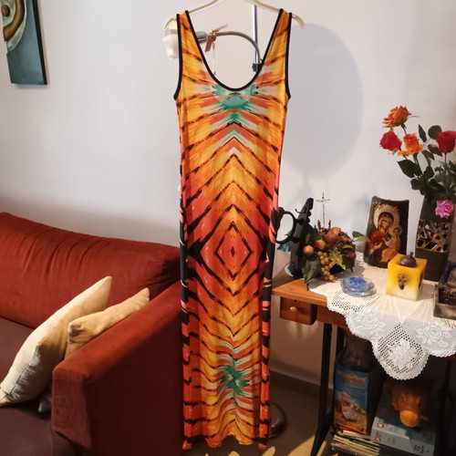 Long summer dress like new with colorful pattern, size M
