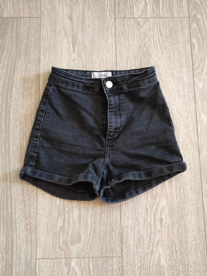 Tally Weijl Jeans Shorts Size 32 Like New, Black
