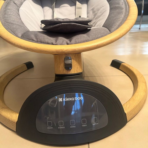 Kikaboo Ashlee baby rocker with music and remote