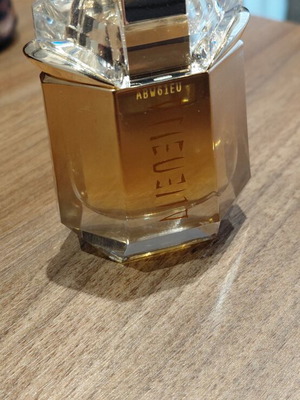 Alien Goddess Thierry Mugler Eau de Parfum 30ml μεταχειρισμένο