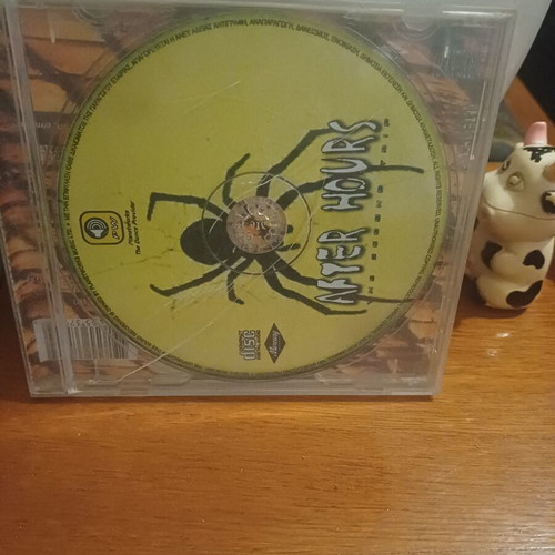CDs like new, electronic genre