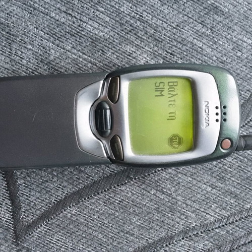 Nokia 7110 used