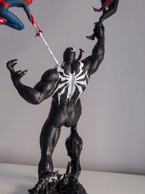 Marvel's Spider-Man 2 Collector's Edition PS5 statue new