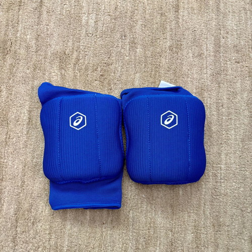 Asics Basic Knee Pad used, size S, blue