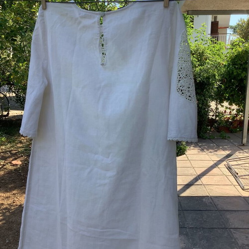 Mango mini dress Small used with applique embroidery beige
