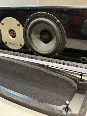 MBQUART Center Speaker like new for Home Cinema