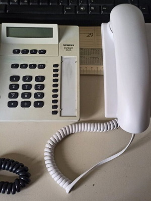 Siemens Euroset 5020 and Noozy phones used, wired, white
