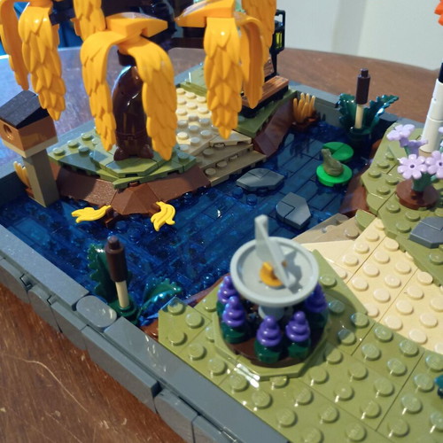Lego Autumn Cottage Garden used, detailed fall landscape set