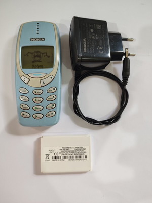 Nokia 3310 Κλασικό Τηλέφωνο Τιρκουάζ μεταχειρισμένο με φορτιστή και μπαταρία