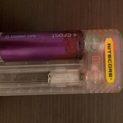 NiteCore Q2 charger for 2 Li-ion 18650 batteries like new