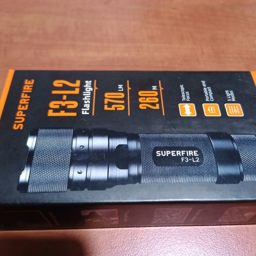 Led flashlight 570LM new with beam adjustment and 5 modes