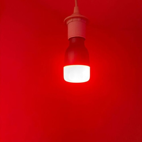 Xiaomi RGB смарт крушка като нова с управление през приложение