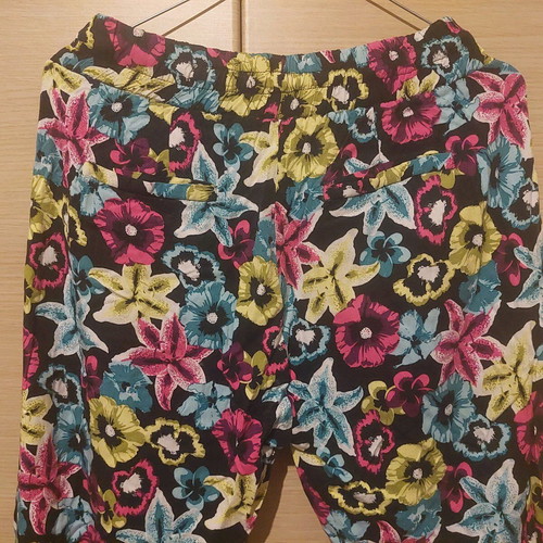 Tally Weijl colorful floral women's pants size Medium like new