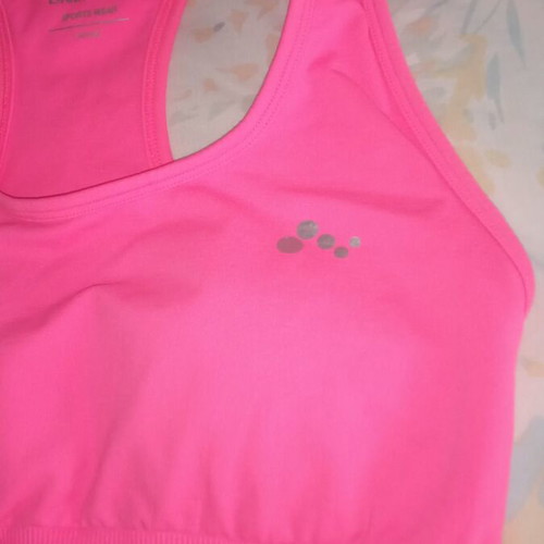 Only pink sports top like new