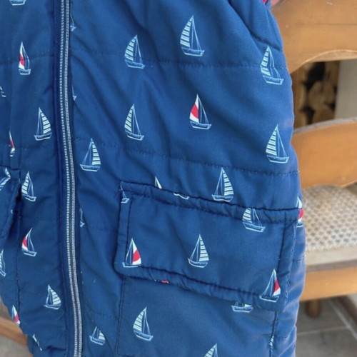 Alouette Reversible Vest Like New For 2-Year-Olds Red And Blue